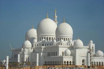 Une pub pour la mosquée d’Abu Dhabi